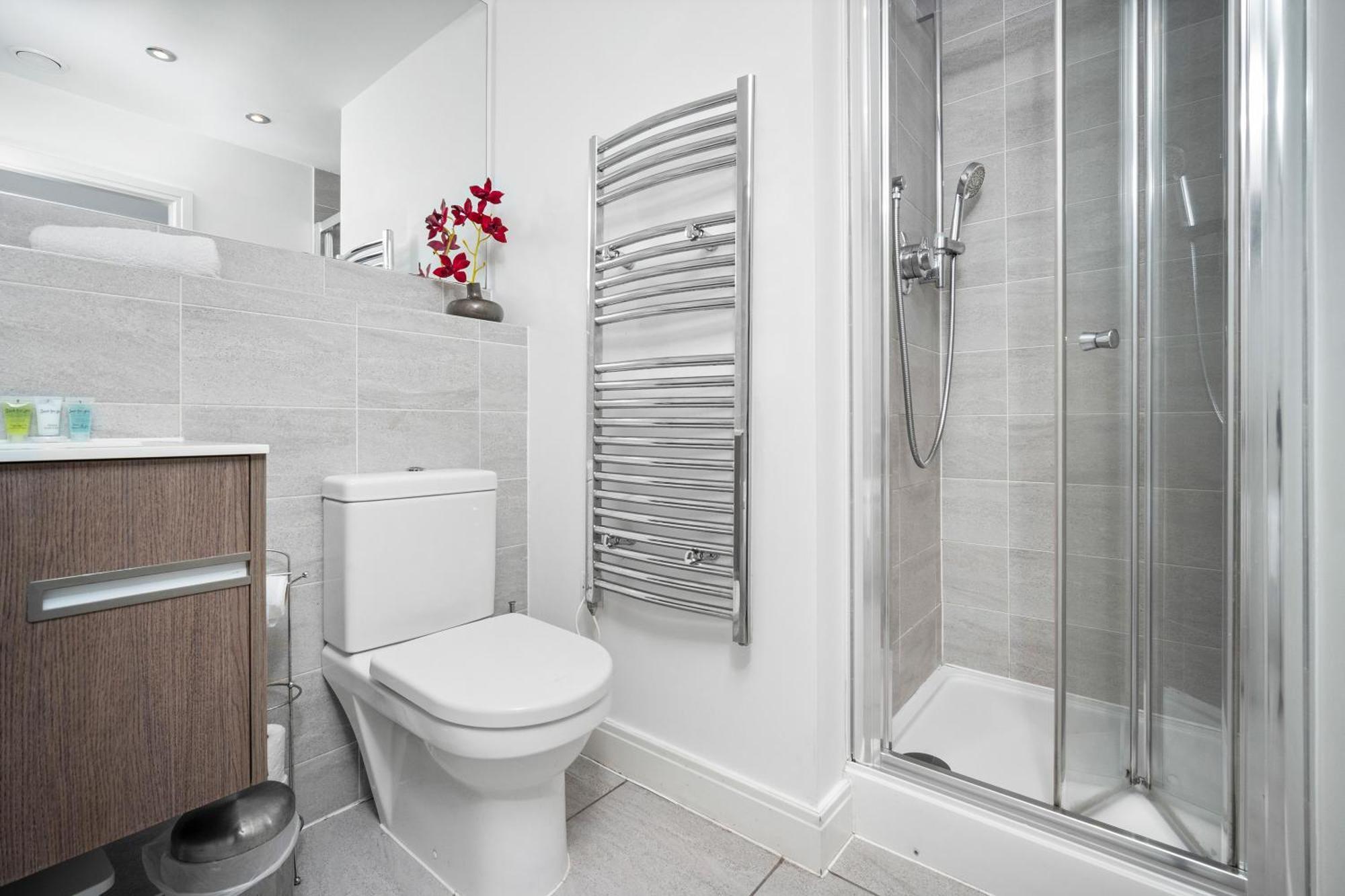 New Luxe Apartment - Secure Parking - Birmingham City Centre - Netflix - Wifi - Top Rated - 54M Exteriér fotografie